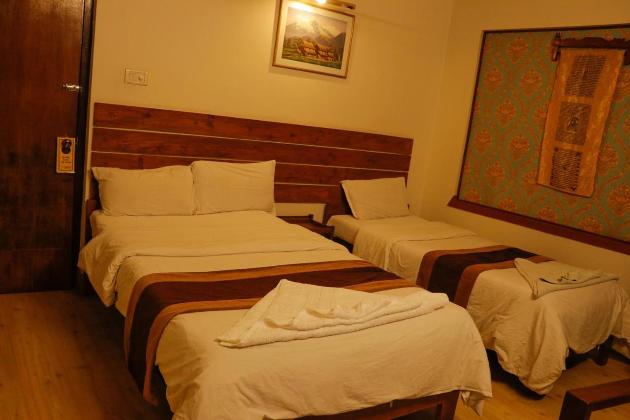 Hotel Thorongla Thamel Катманду Экстерьер фото